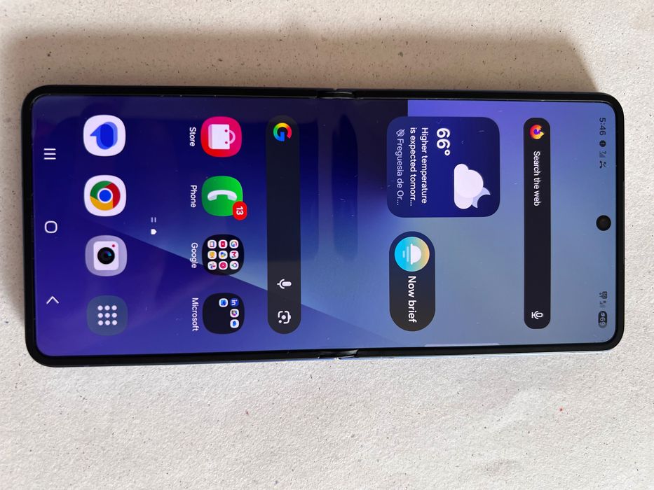 Samsung Galaxy Z Flip7