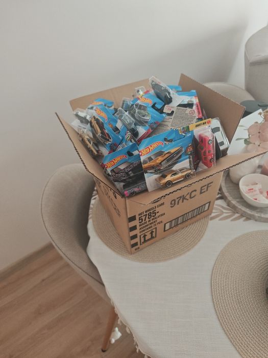 Sprzedam mix hot wheels