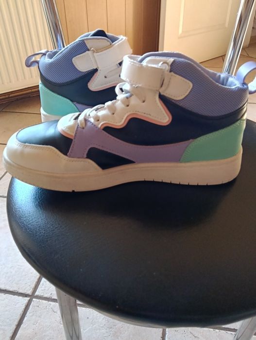 Buty sportowe rozmiar 38