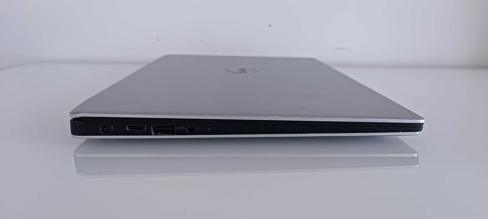 Dell XPS 13 9370 - Ecrã 13.3' FHD/Core i5/SSD NVME/8GB RAM