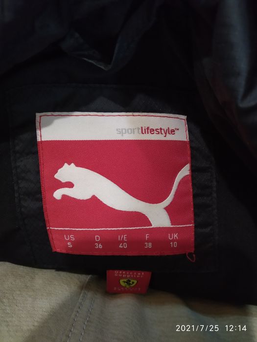 Puma Ferrari курточка женская