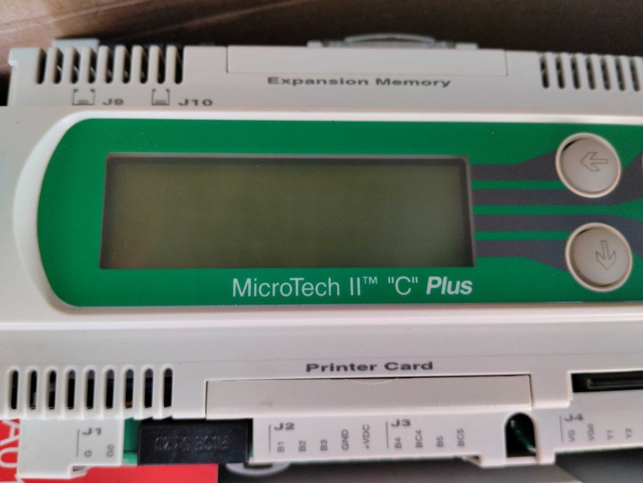 Controlador Carel PC02