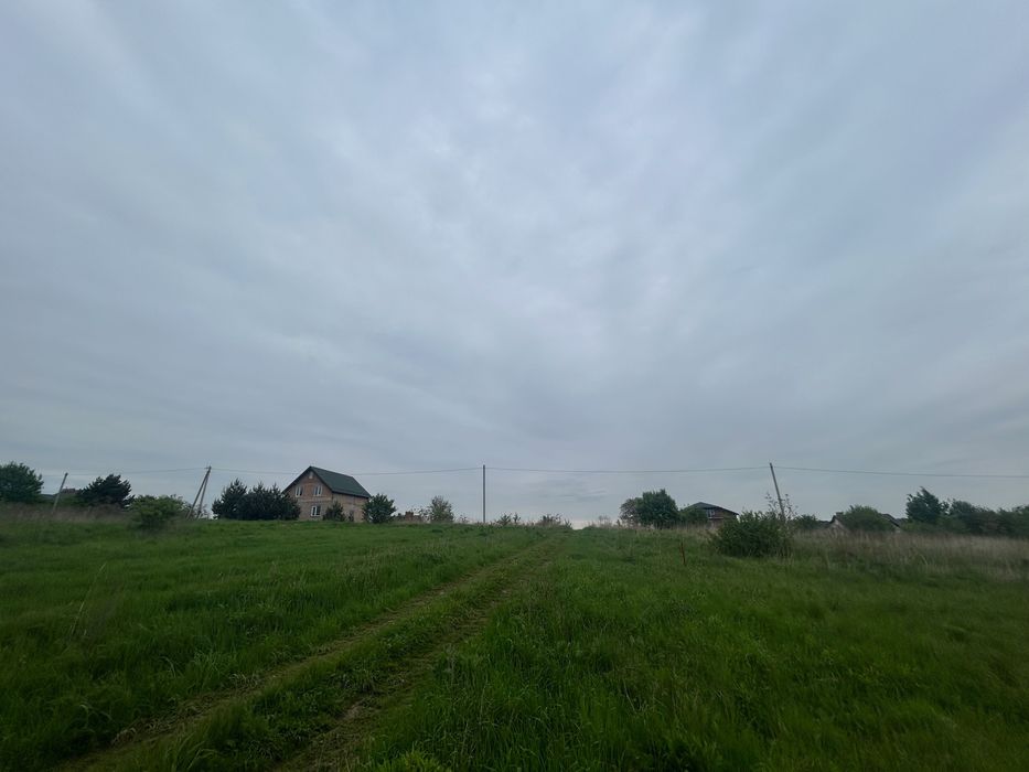 Продаж зем.ділянки під забудову передмістя  Львова с.Давидів пл.10 сот