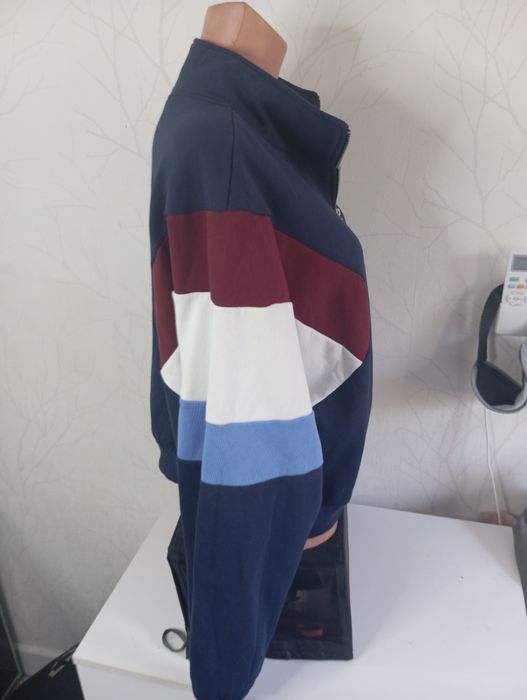 Krótka bluza nietoperz