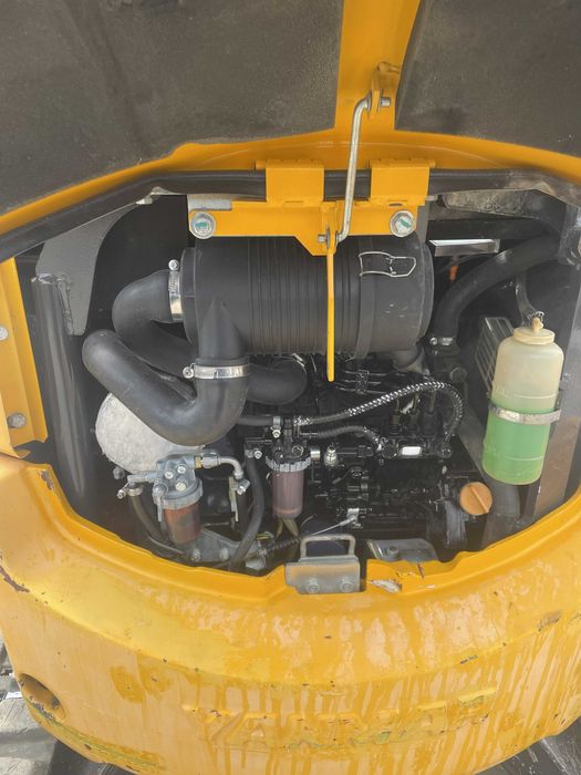 Mini giratoria - escavadora Yanmar VIO25-4