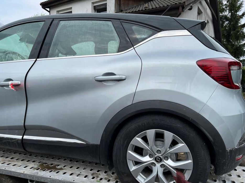 Кришка багажника RENAULT CAPTUR II рено каптур розборка ляда