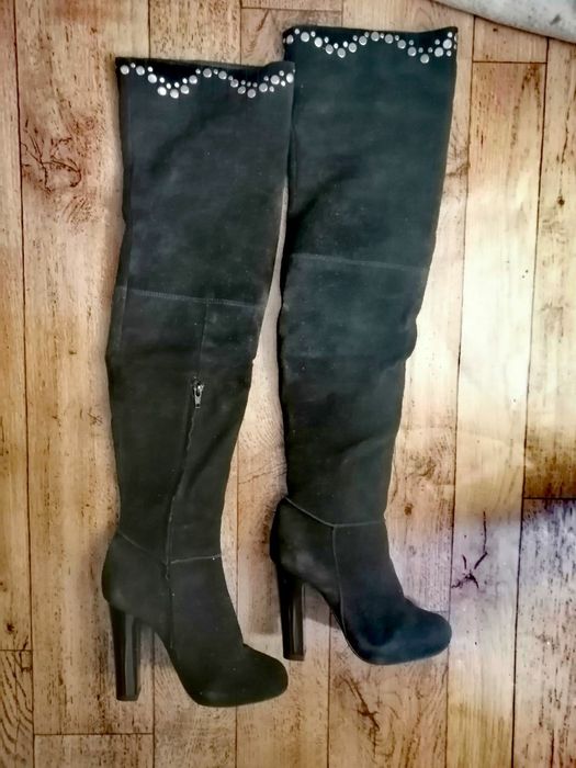 Продаю крутющі ботфорти