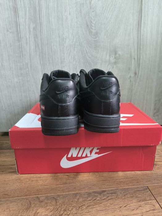 Форси Найк supreme