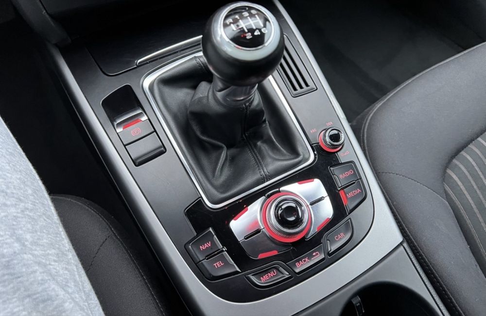 Audi A4 2012 VIN WAUZZZ8K9DA070875 фото оголошення 9 з 15