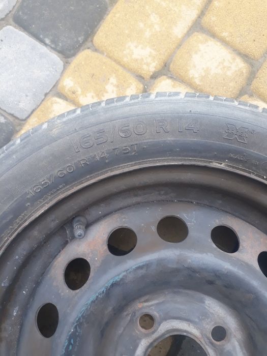 Продам наромальні колесо