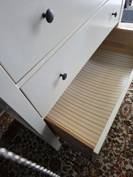 Móvel Ikea branco em bom estado