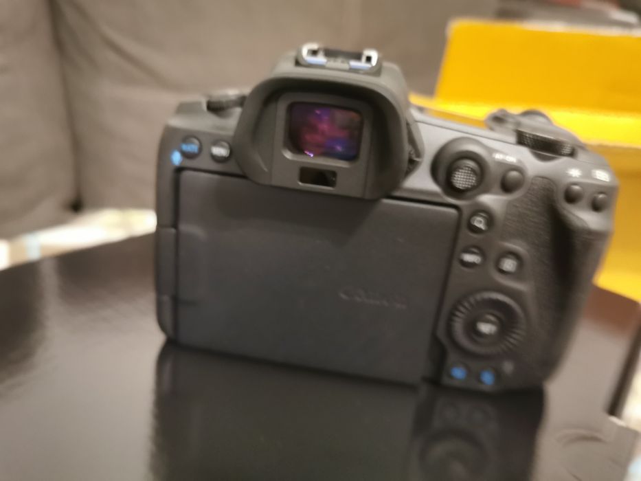 Aparat bezlusterkowiec Canon R5  kilkanaście zdjec zrobionych