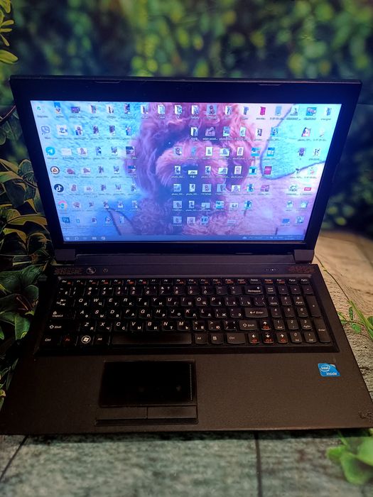 Ноутбук Lenovo b570e в робочому стані