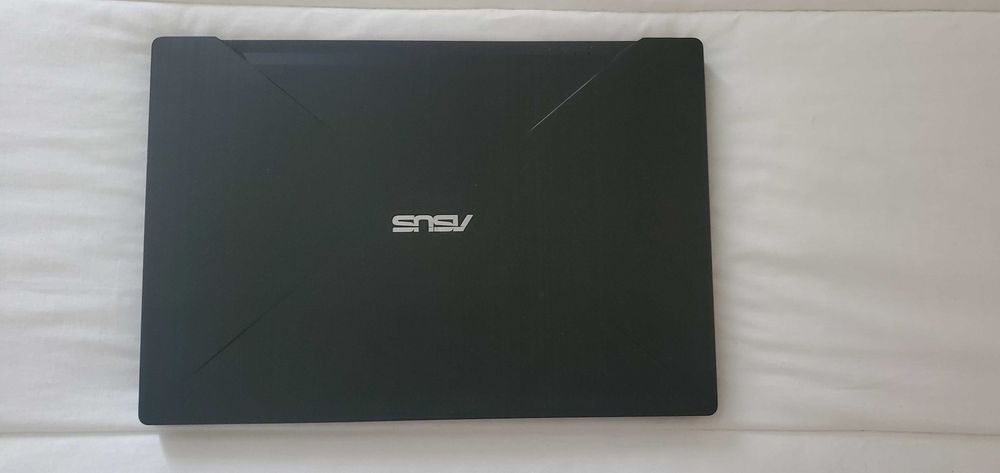 Portátil ASUS FX503V