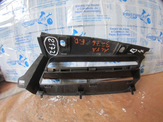 Friso pára-choques frente direito ALFA ROMEO 156 (932_)