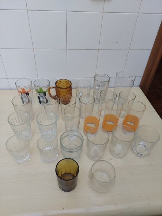 Conjunto de 26 copos e canecas443306121008271362