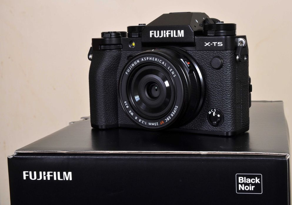 Fuji X-T5 + XF 23mm F: 2.8 WR + Bateria extra. Novo, fatura, garantia