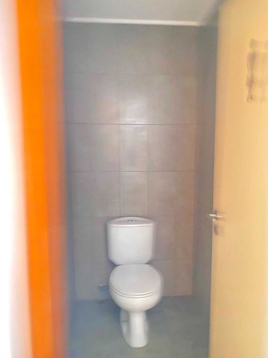 Loja Comercial para Arrendamento em Aver-o-Mar.
