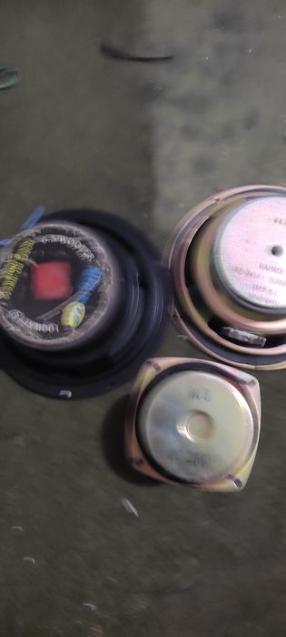 Głośniki jak na zdjeciach