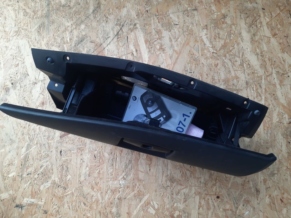 Schowek konsoli Europa BMW E60 E61 Czarny