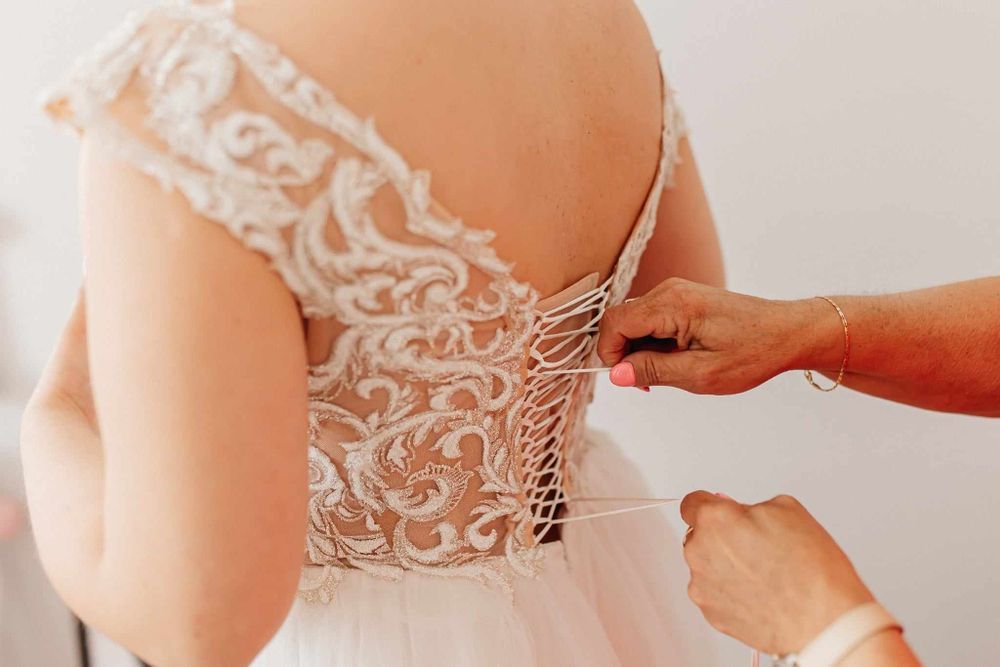 Suknia ślubna r. 38