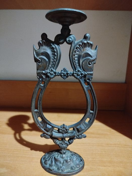 Продам Подсвечник