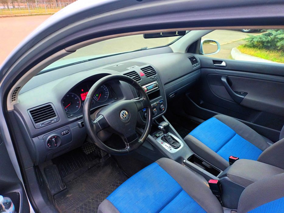 Golf 5 1.6 Автомат