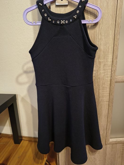 Granatowa sukienka galowa 146