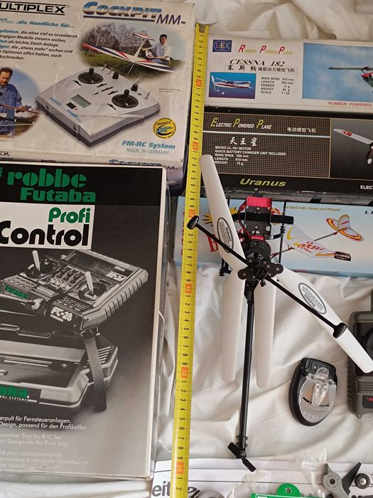 RC 8 Boxes, 1 Controller, 1 Helicopter64740208847361122