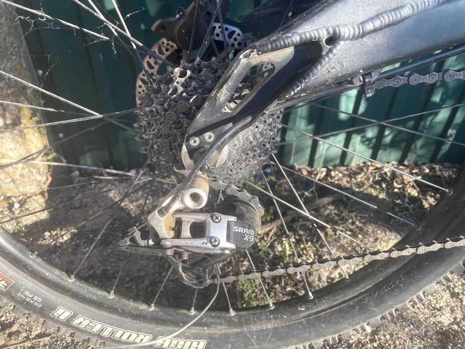 Bicicleta Yety Downhill roda26