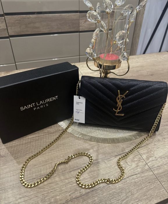 Torebka Saint Laurent Cassandre czarna złote logo