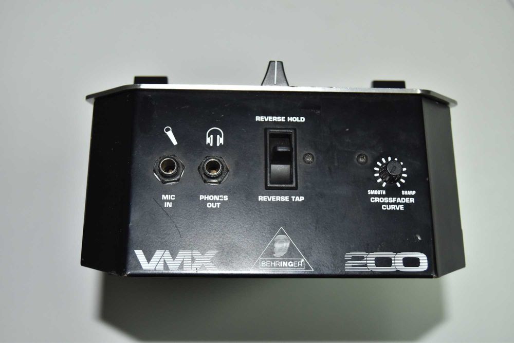 2-Channel Mixer - Behringer VMX 20064729494956291121