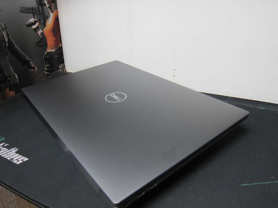 Dell Precision  5550 /15.6" 4k 3840 x 2160/Intel I7 10850H / Магниевый