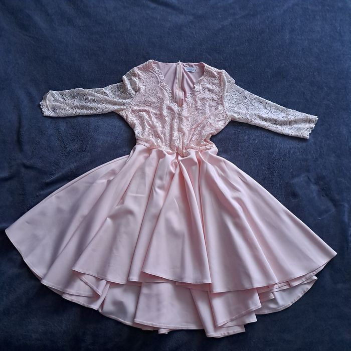 Sukienka Nicolle marki Numoco 2xl