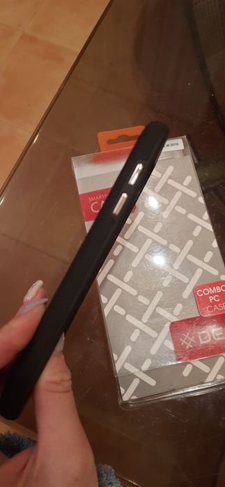 Чехлы на телефон