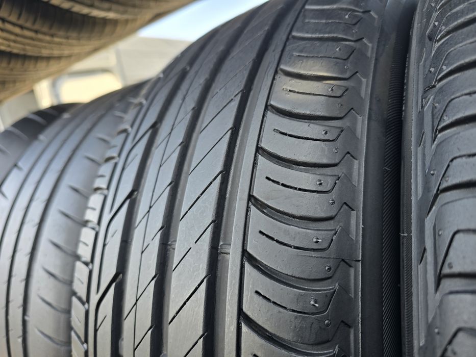Шини 215.50.18 Bridgestone Turanza T001