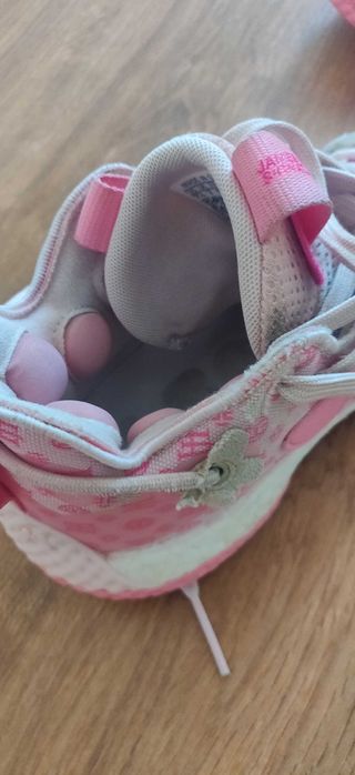 Sapatilhas Basquetebol adidas Harden cor de rosa