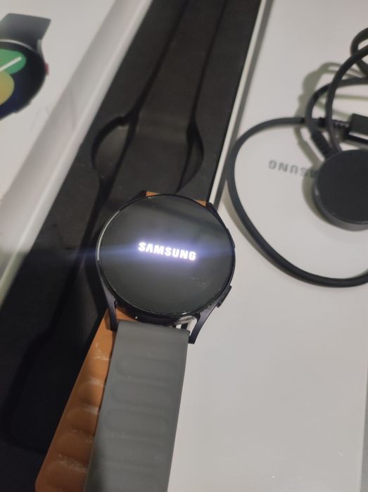 Samsung galaxy watch 5 SM-R900 40mm