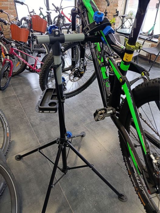 Стійка для велосипеда Bike Repair Stand з полицею, чорний (RS-100)