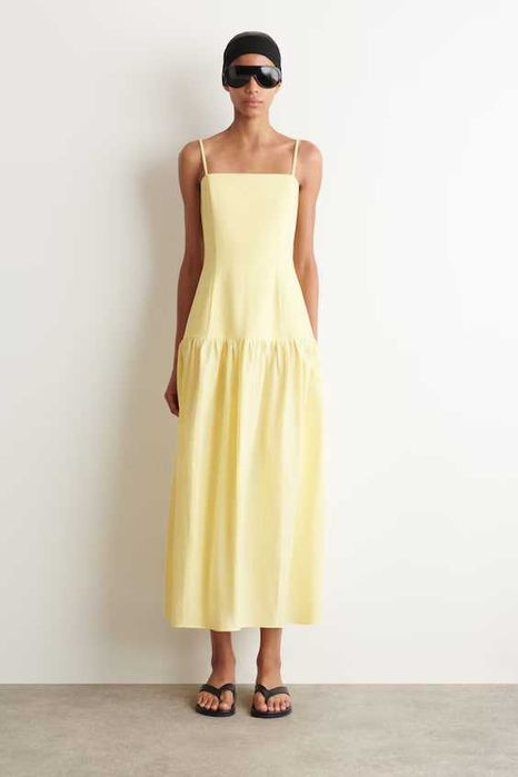 Сукня COS Sculpted Dropped Waist Midi Dress жіноча міді жовта