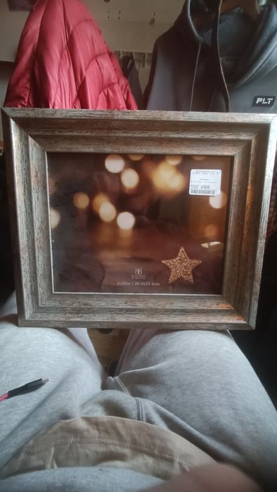 Sprzedam trzy nowe ramki do zdjęć nowiutkie z ceną zakupu