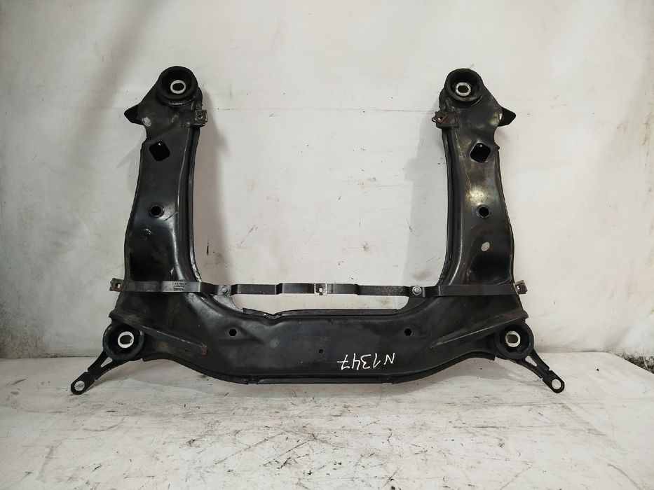 Charriot frente AUDI A4 (8E2, B6)