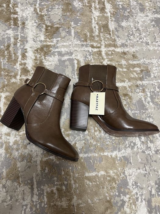 Черевички жіночі, 37.