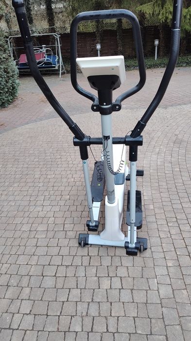 Duży orbitrek elektromagnetyczny do 150kg.