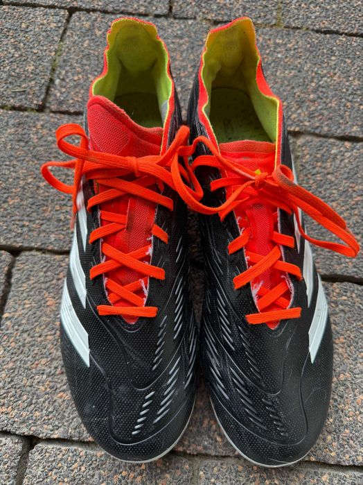 Buty piłkarskie korki Adidas Predator roz. 45,5