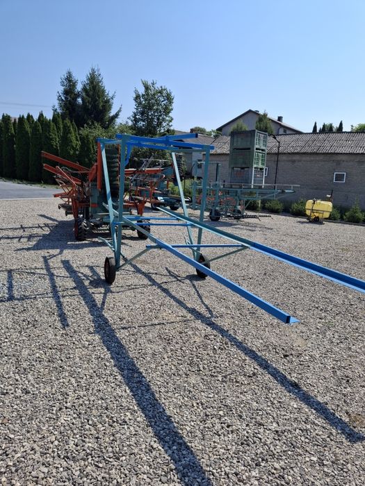 Munckhoff, Plucotrac, Tecno fruit, Zuccal,  Kombajn do zrywania jabłek .