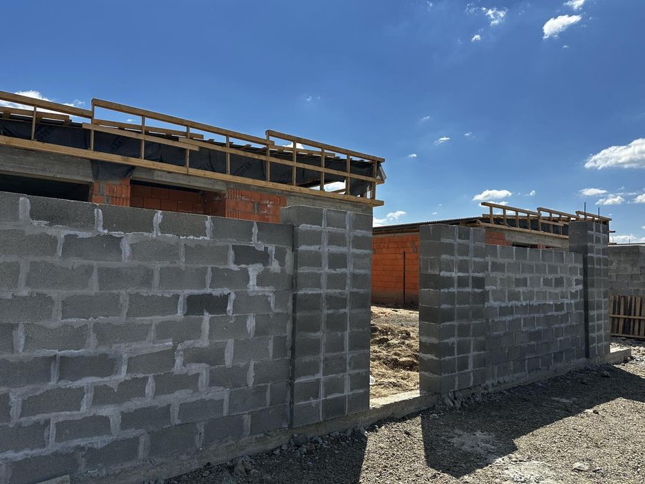 Продаж 4 кімнатного будинку в районі Підлипники