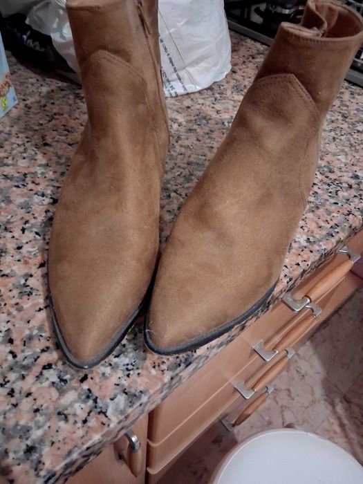 Vestido Zara,com botim Lefties