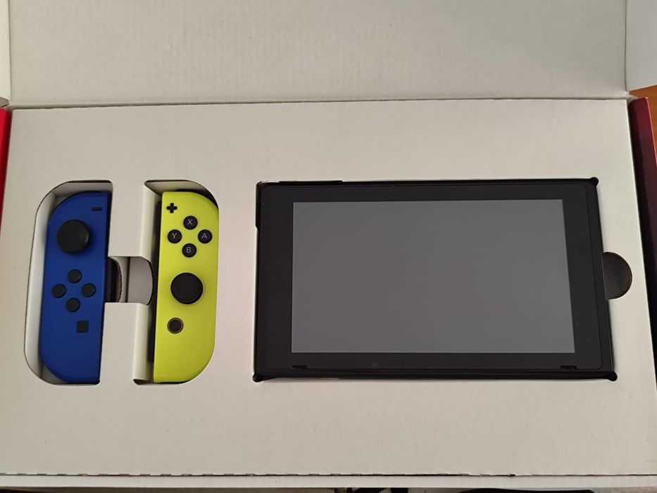 Nintendo switch com jogos e acessórios