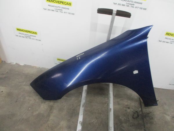 Guarda-lamas esquerdo ROVER 200 Hatch (RF)